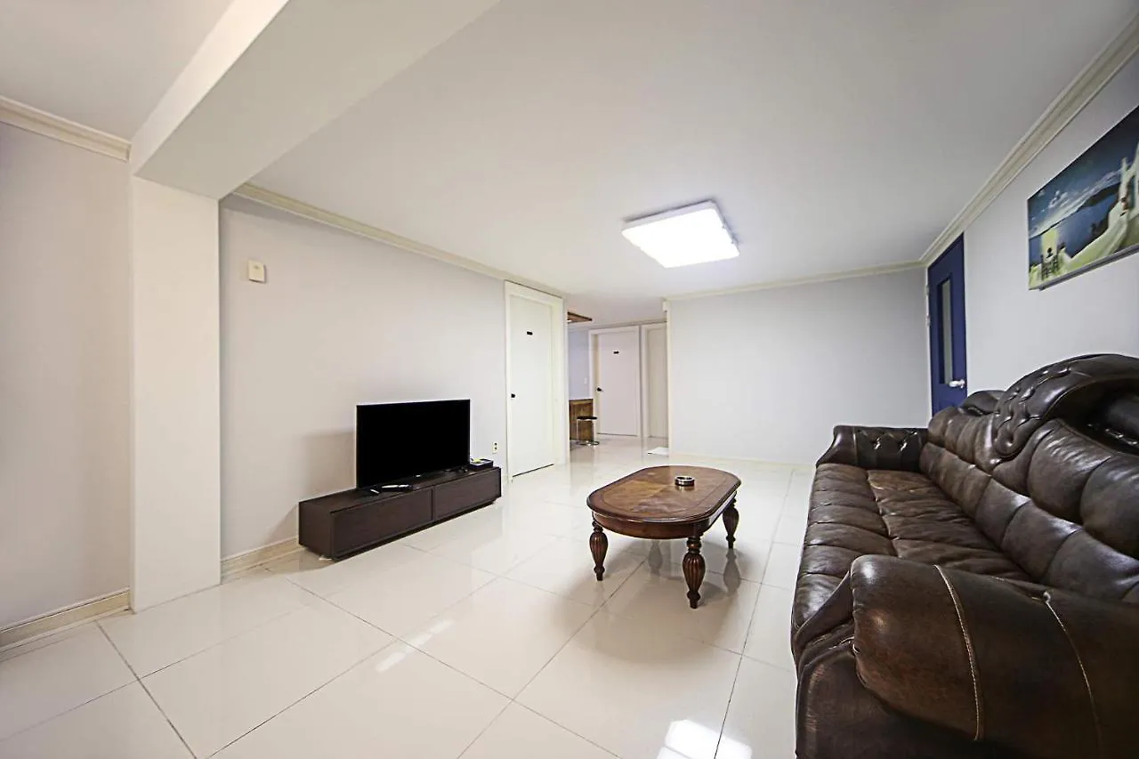 Welkin Hotel Busan 0*,