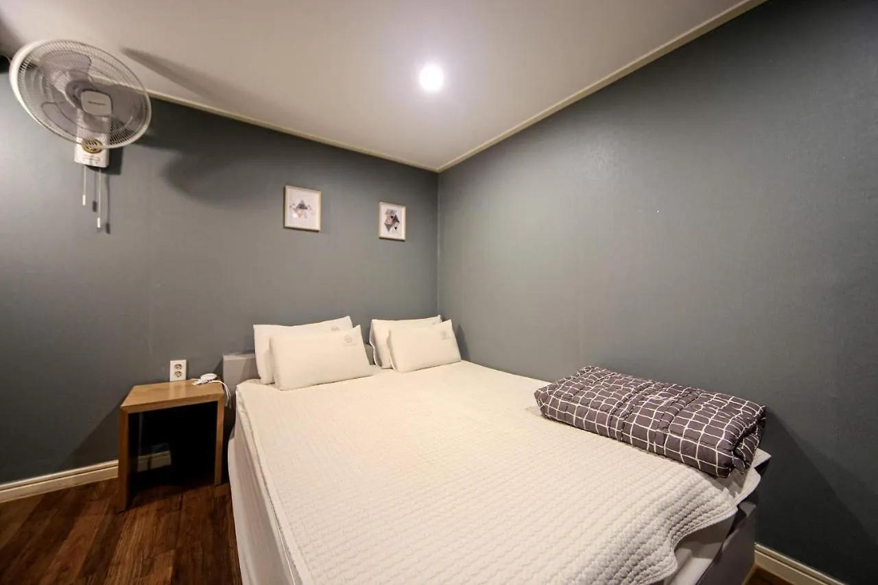 Welkin Hotel Busan 0*,